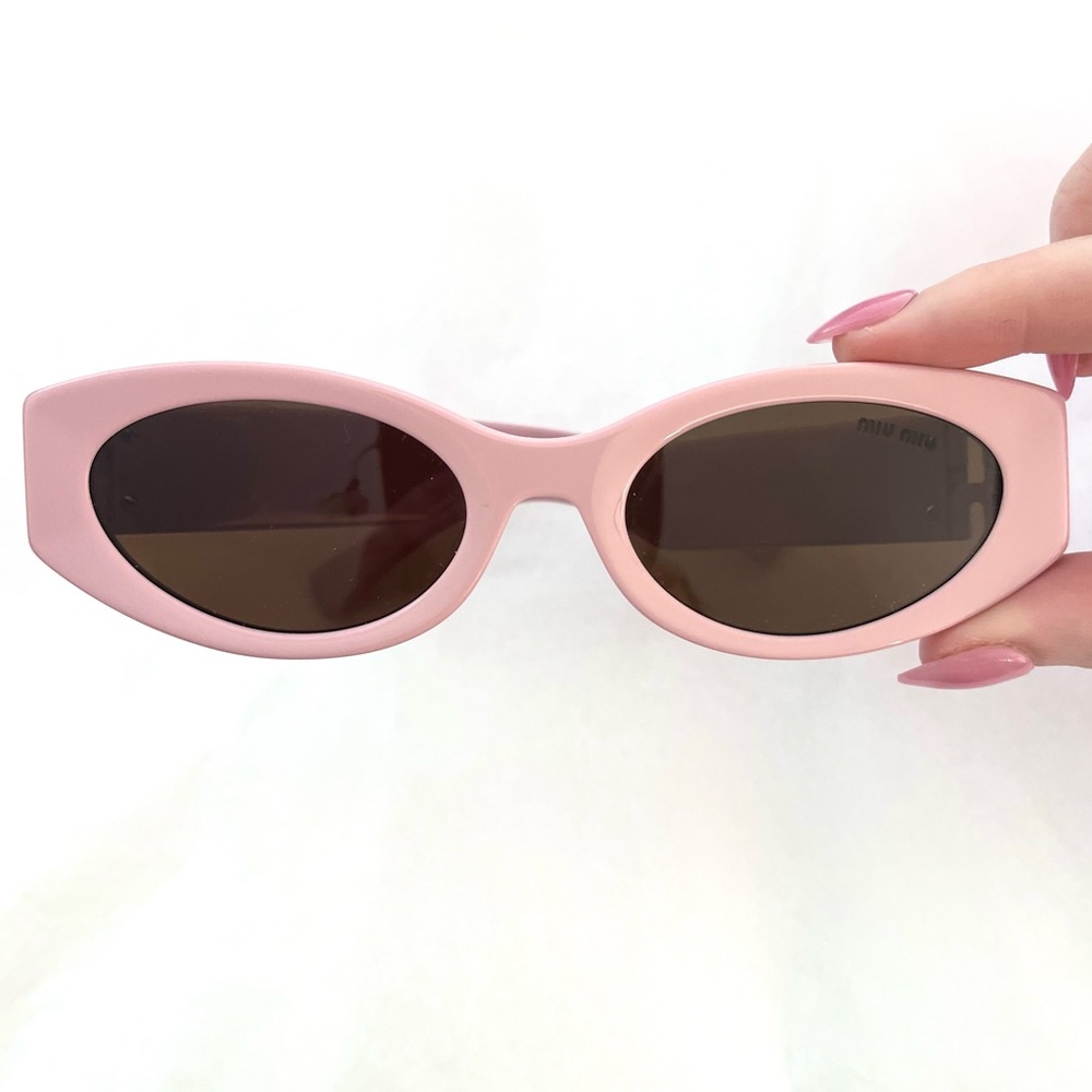 Pink Chunky Sunglasses
